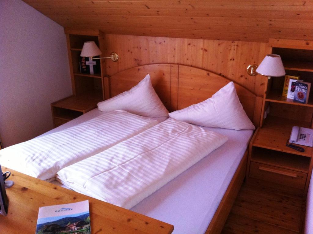 Hotel Haus Am See Weissensee Habitación foto